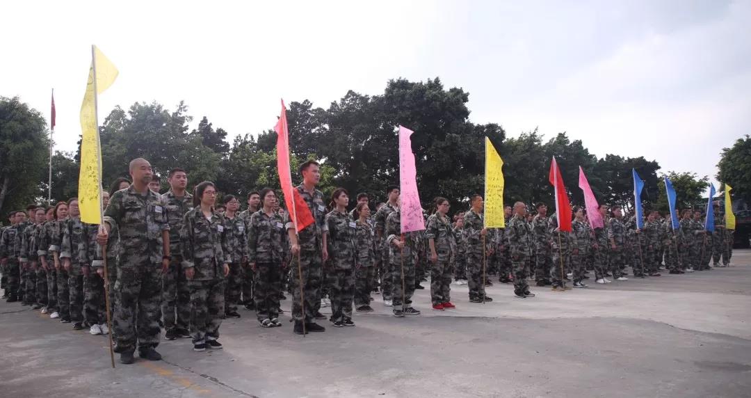 沙場練兵，千錘百煉鑄宏宇鐵軍！
